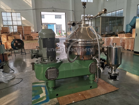 comprar Separadores de óleo industriais automáticos com PLC 1000-10000L/H operado controle online manufacture