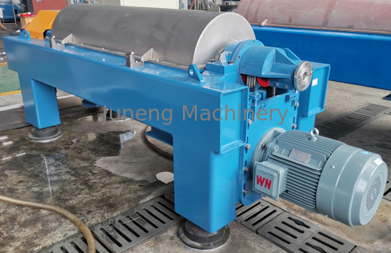 LW350 Appr 3200r/min Two Phase Separator Decanter Centrifuge For Centrifugal Dewatering